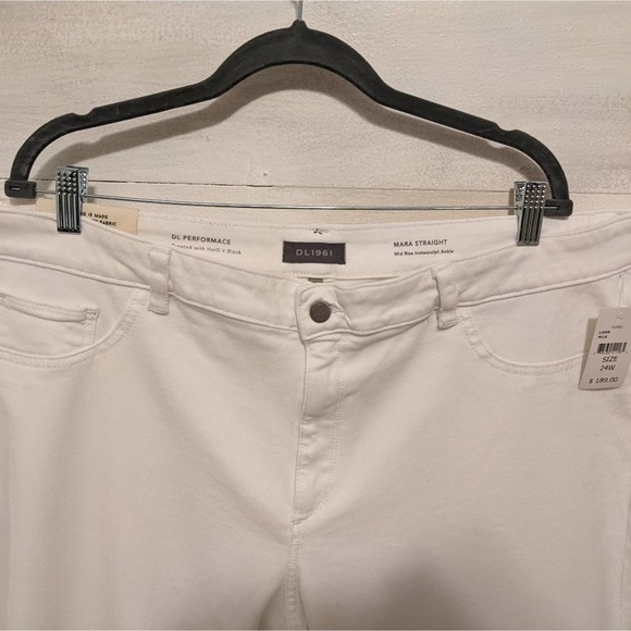 DL1961 MARA Straight Mid Rise Instasculpt Straight Ankle 'Milk' Size 24 NWT - Picture 7 of 8